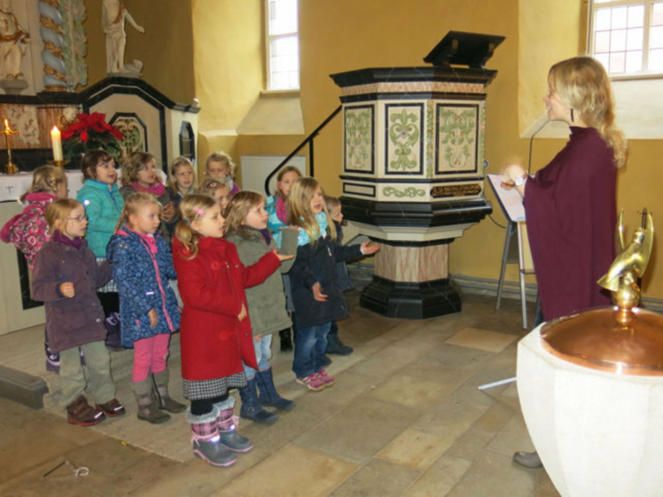 web_2015-12-06_nikolausgodi_auftritt_ohrwürmer