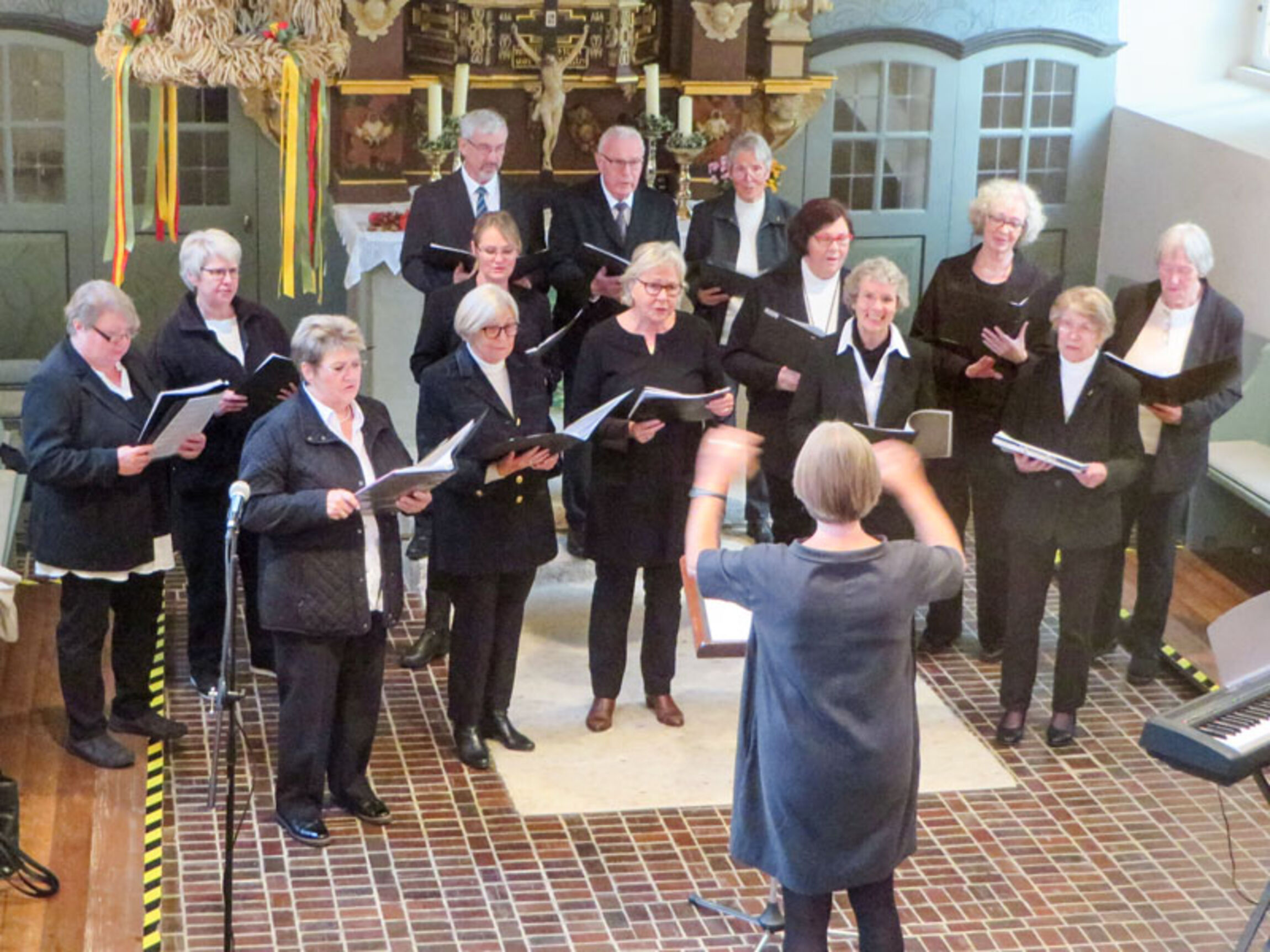 web_ie_konzert_kirchenchor_holle_img_7239b