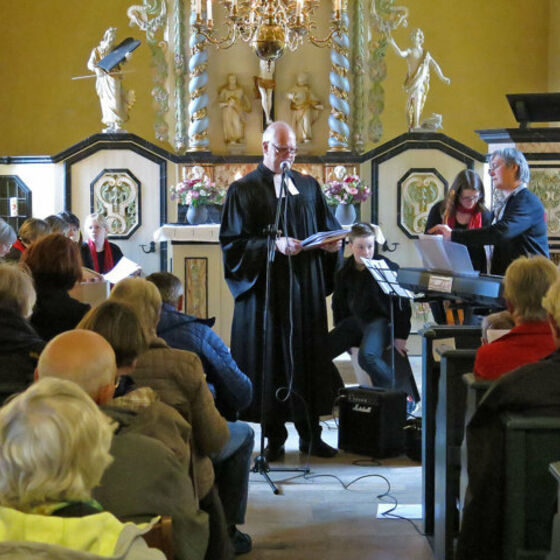 web_2016-05-16_oekum_Pfingsten_und_kirchenweihung_nikolai_grasdorf-1